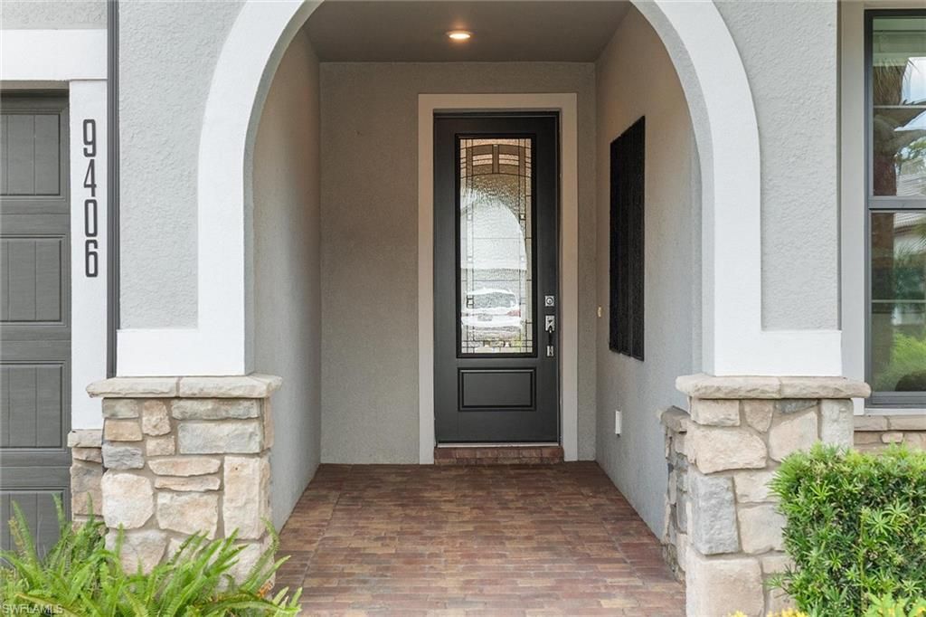 9406 Greyhawk TRL, NAPLES, FL 34120 — photo 2