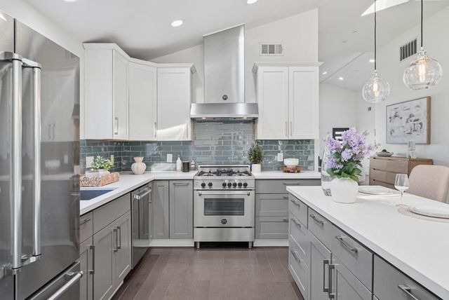 3992 Casanova Drive, San Mateo, CA 94403