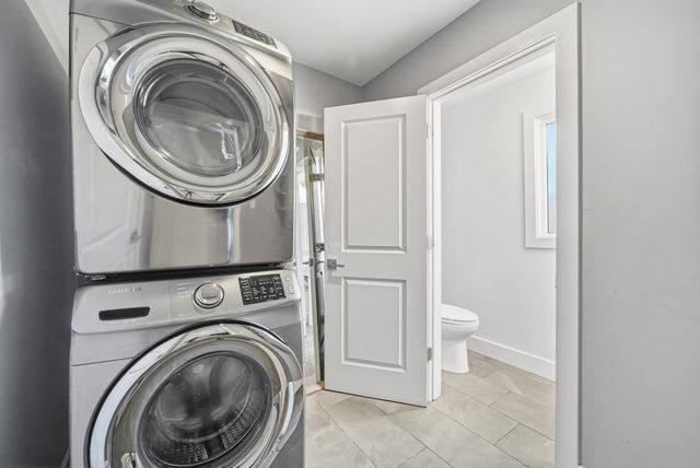 3992 Casanova Drive, San Mateo, CA 94403