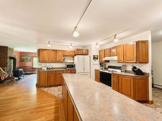 244 Walpole Valley Road, Alstead, NH 03602