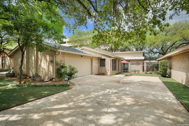 2631 Country Square, San Antonio, TX 78209