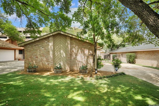 2631 Country Square, San Antonio, TX 78209