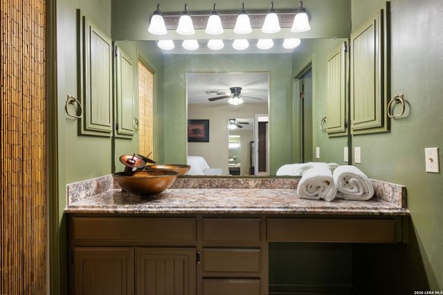 2631 Country Square, San Antonio, TX 78209