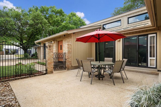 2631 Country Square, San Antonio, TX 78209
