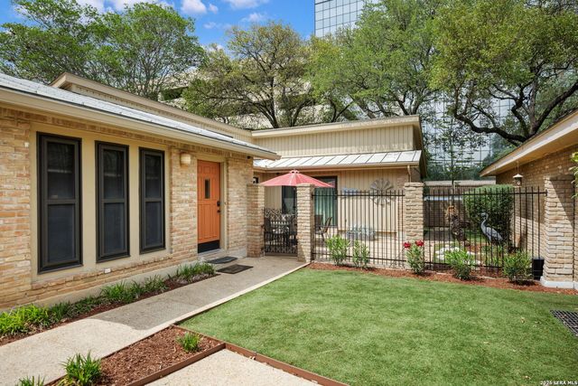 2631 Country Square, San Antonio, TX 78209