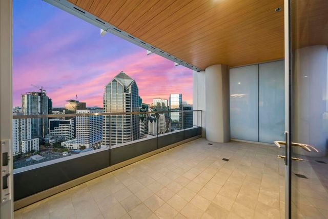 888 W E 3006, San Diego, CA 92101