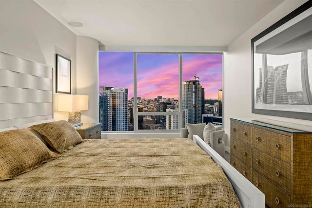 888 W E 3006, San Diego, CA 92101