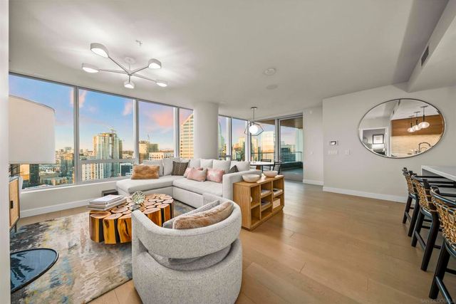 888 W E 3006, San Diego, CA 92101