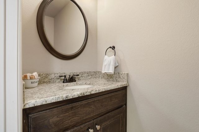 460 County Road 4421, Trenton, TX 75490