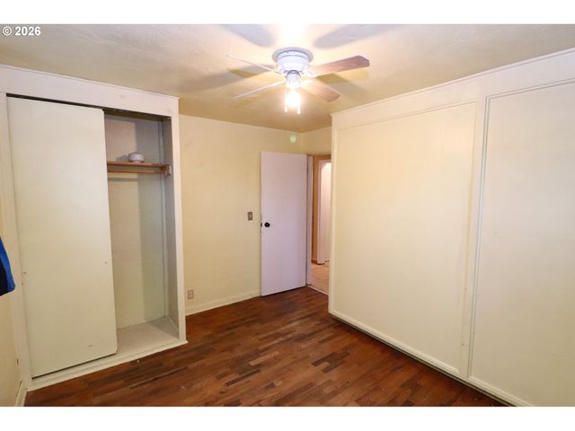 624 TINAMOU Ln, Springfield, OR 97477