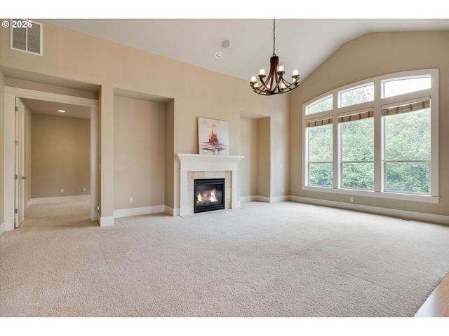 10636 Se TURNBERRY Loop, Happy Valley, OR 97086