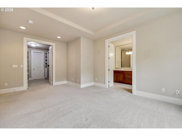 10636 Se TURNBERRY Loop, Happy Valley, OR 97086