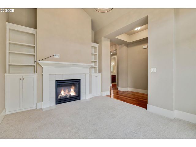 10636 Se TURNBERRY Loop, Happy Valley, OR 97086