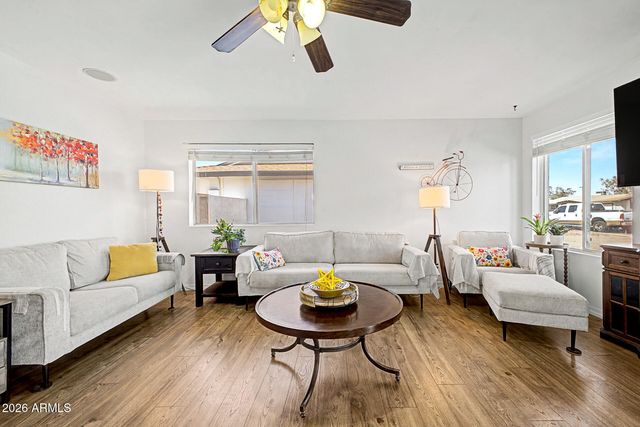 2737 W JUNQUILLO Circle, Mesa, AZ 85202