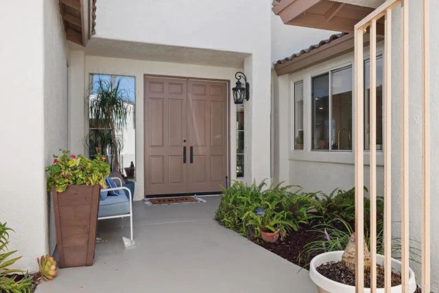 270 Borrego Court, Oceanside, CA 92057