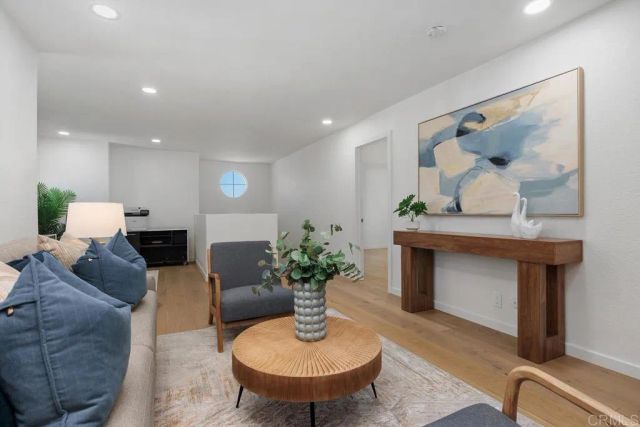 270 Borrego Court, Oceanside, CA 92057