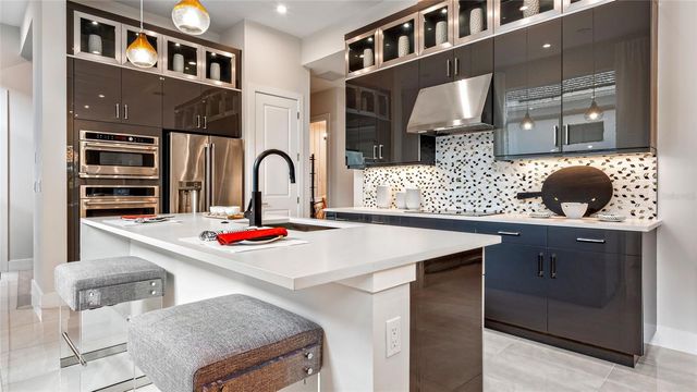 1226 TRIDENT LOOP, Deland, FL 32724