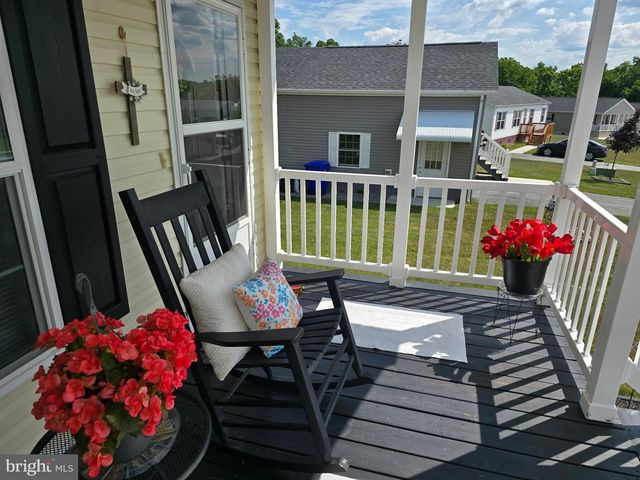 300 ORIOLE DR, Carlisle, PA 17013