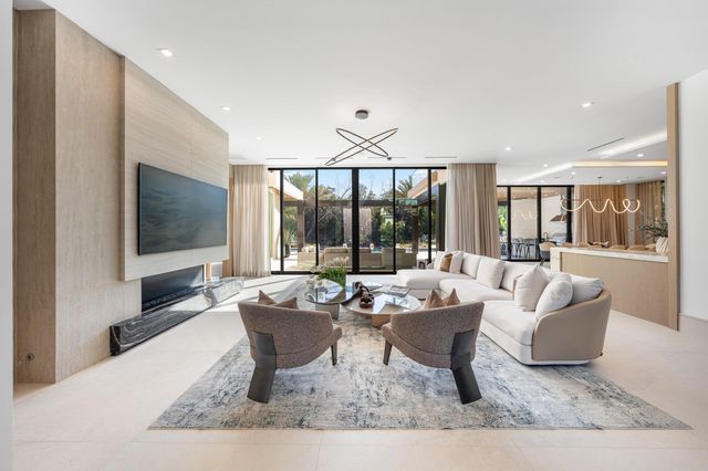 234 W Alexander Palm Road, Boca Raton, FL 33432