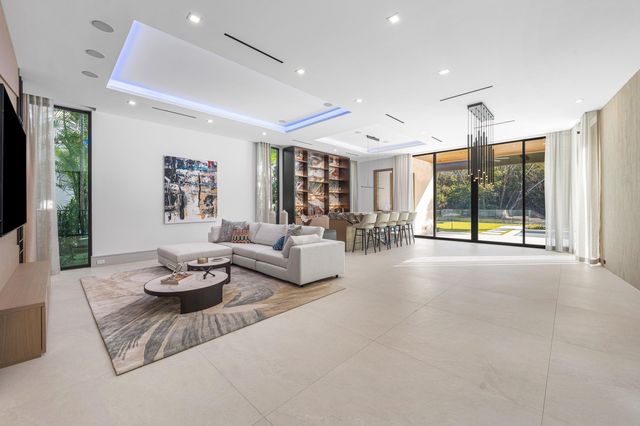 234 W Alexander Palm Road, Boca Raton, FL 33432