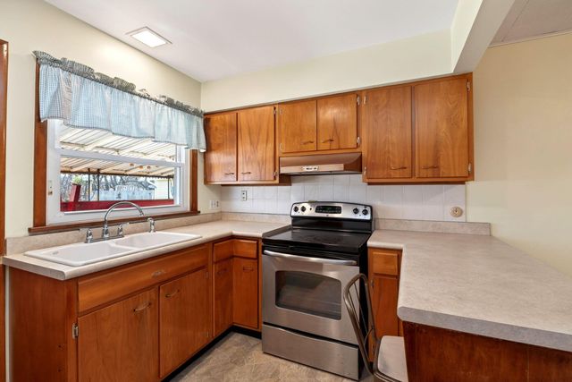 1724 S Belmont Avenue, Springfield, OH 45505