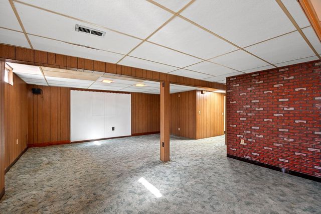 1724 S Belmont Avenue, Springfield, OH 45505