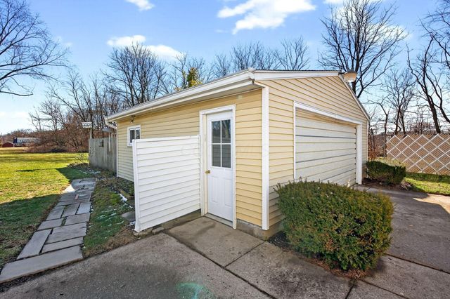 1724 S Belmont Avenue, Springfield, OH 45505