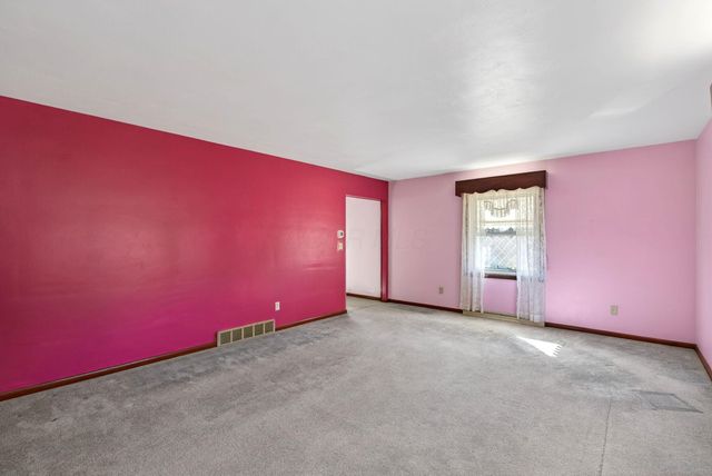 1724 S Belmont Avenue, Springfield, OH 45505