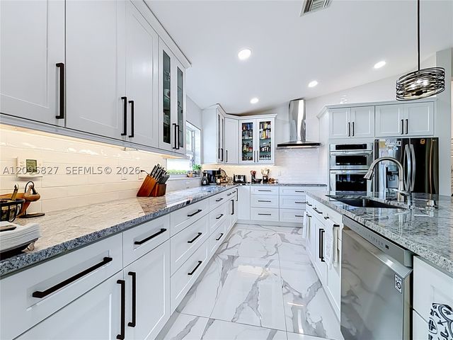9889 Agnello St, Lake Worth, FL 33467