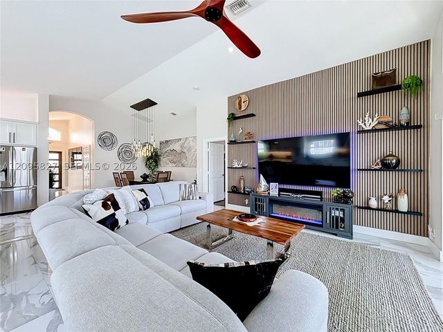 9889 Agnello St, Lake Worth, FL 33467
