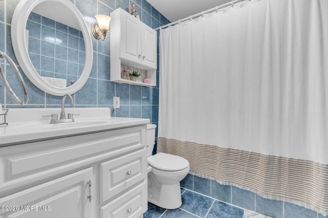 77 Michael Road, Spotswood, NJ 08884
