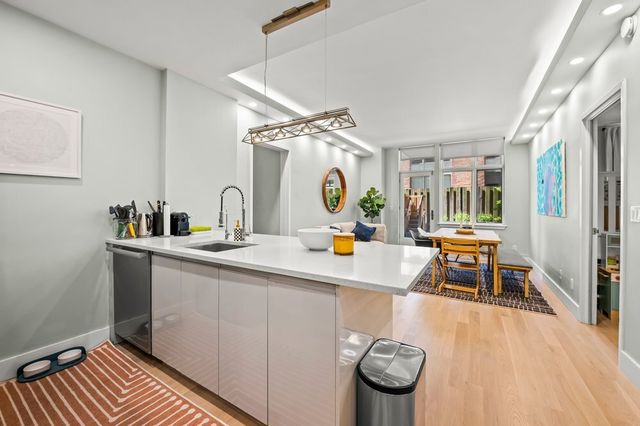 2-26 50th Avenue 3de, New York City, NY 11101