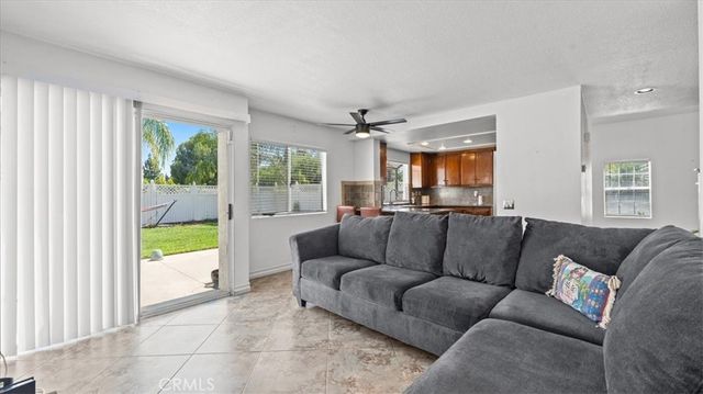 1741 Mojave View Circle, Corona, CA 92882