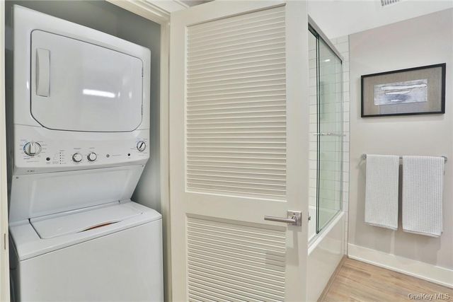 470 Main Street 11, Armonk, NY 10504