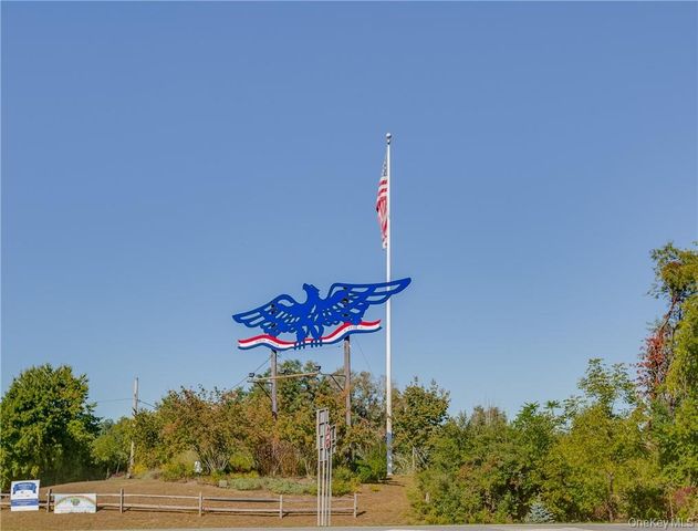 470 Main Street 11, Armonk, NY 10504