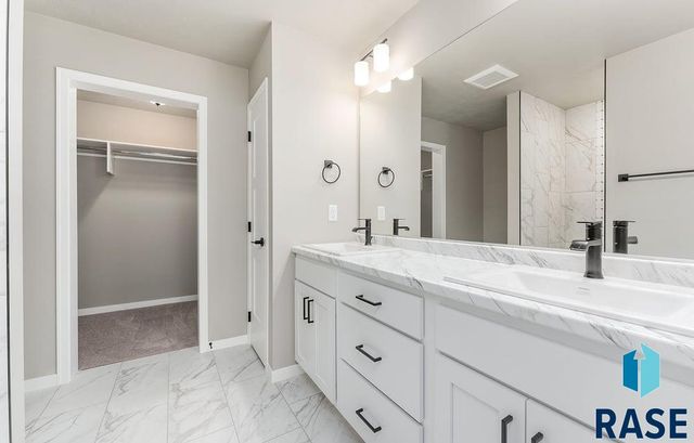 912 E Wayne Pl, Tea, SD 57064