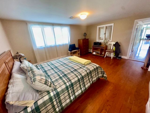 49 Whittier Dr, Scituate, MA 02066