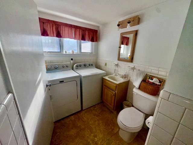 49 Whittier Dr, Scituate, MA 02066