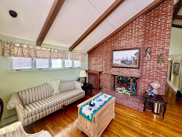 49 Whittier Dr, Scituate, MA 02066