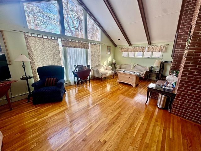 49 Whittier Dr, Scituate, MA 02066