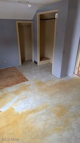 828 E 216th Street, Euclid, OH 44119