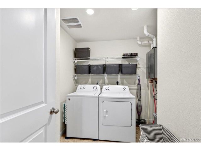 172 Fox St, Bennett, CO 80102