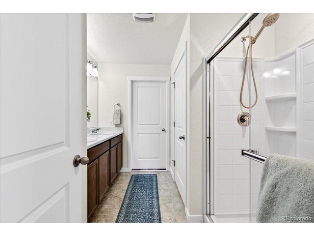 172 Fox St, Bennett, CO 80102
