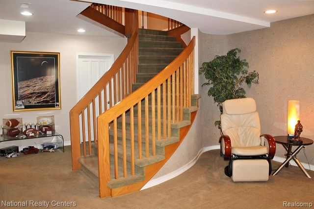 13756 Eaton Drive 16, Plymouth, MI 48170