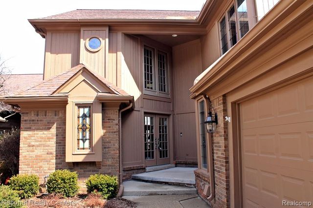13756 Eaton Drive 16, Plymouth, MI 48170