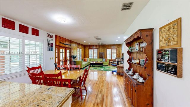 24545 SW 192nd Avenue, Homestead, FL 33031