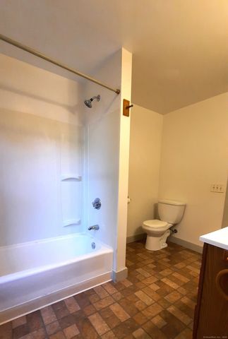 140 Ragged Hill Road, Pomfret, CT 06259