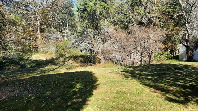 140 Ragged Hill Road, Pomfret, CT 06259