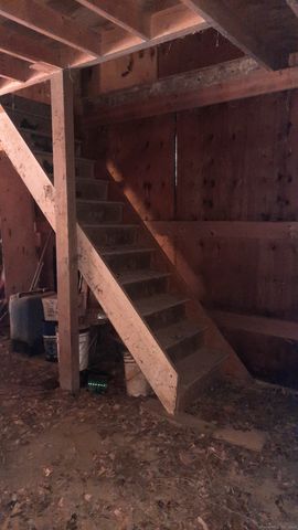 140 Ragged Hill Road, Pomfret, CT 06259