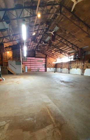 140 Ragged Hill Road, Pomfret, CT 06259